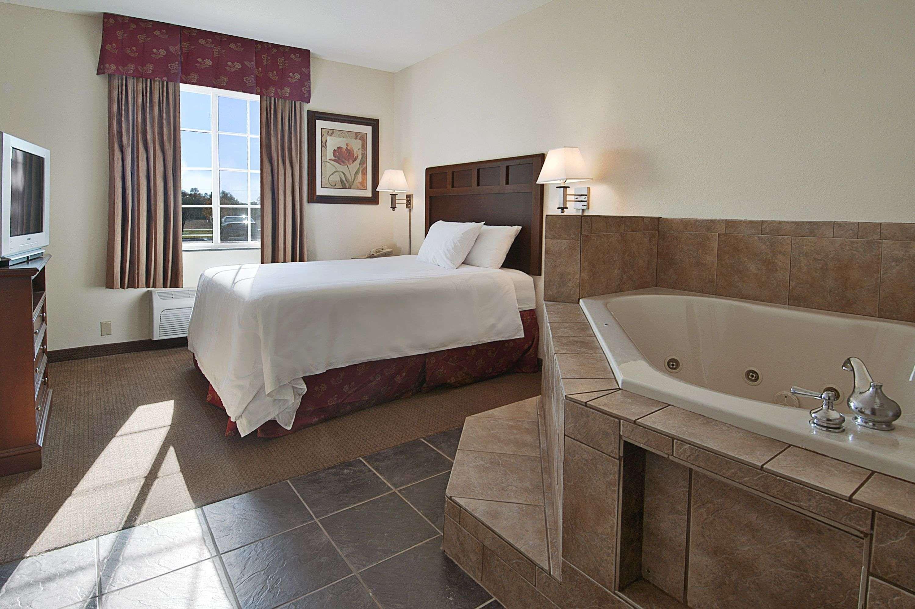 Super 8 By Wyndham Bowling Green North חדר תמונה